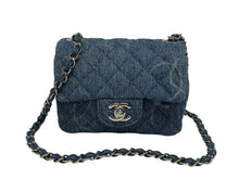 Load image into Gallery viewer, 極美品 CHANEL シャネル ミニマトラッセ16 Sフラップ Sチェーンショルダーバッグ 30番台 デニム ココマーク シルバー金具 中古 4b009614