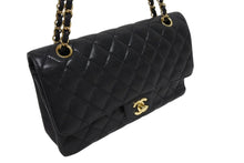 Load image into Gallery viewer, 極美品 CHANEL シャネル マトラッセ25 Wフラップ Wチェーンショルダーバッグ 14番台 キャビアスキン ココマーク ゴールド金具 中古 4b009617