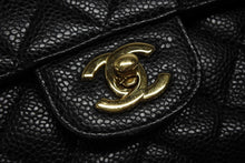 Load image into Gallery viewer, 極美品 CHANEL シャネル マトラッセ25 Wフラップ Wチェーンショルダーバッグ 14番台 キャビアスキン ココマーク ゴールド金具 中古 4b009617