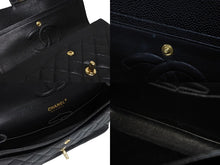 Load image into Gallery viewer, 極美品 CHANEL シャネル マトラッセ25 Wフラップ Wチェーンショルダーバッグ 14番台 キャビアスキン ココマーク ゴールド金具 中古 4b009617