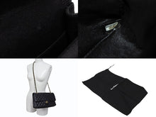 Load image into Gallery viewer, 極美品 CHANEL シャネル マトラッセ25 Wフラップ Wチェーンショルダーバッグ 14番台 キャビアスキン ココマーク ゴールド金具 中古 4b009617