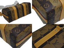 Load image into Gallery viewer, 極美品 LOUIS VUITTON ルイヴィトン シティ キーポル NIGO ショルダーバッグ M45963 モノグラムストライプ 中古 4b009629