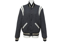 Load image into Gallery viewer, SAINT LAURENT PARIS サンローランパリ テディジャケット スタジャン 354718 グレー サイズ42 美品 中古 4b009641