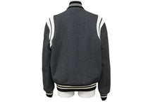 Load image into Gallery viewer, SAINT LAURENT PARIS サンローランパリ テディジャケット スタジャン 354718 グレー サイズ42 美品 中古 4b009641