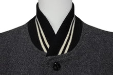 Load image into Gallery viewer, SAINT LAURENT PARIS サンローランパリ テディジャケット スタジャン 354718 グレー サイズ42 美品 中古 4b009641