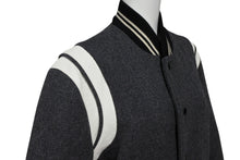 Load image into Gallery viewer, SAINT LAURENT PARIS サンローランパリ テディジャケット スタジャン 354718 グレー サイズ42 美品 中古 4b009641