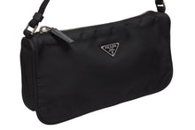 Load image into Gallery viewer, PRADA プラダ ハンドバッグ アクセサリーポーチ トライアングルロゴ イタリア製 ナイロン ブラック シルバー金具 美品 中古 4b009645