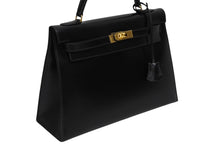 Load image into Gallery viewer, 極美品 HERMES エルメス ケリー32 外縫い ブラック ○W刻印 カーフスキン ゴールド金具 ハンドバッグ 2WAY 中古 4b009649