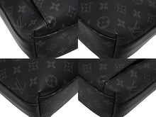Load image into Gallery viewer, LOUIS VUITTON ルイヴィトン モノグラム エクリプス オディセ メッセンジャーPM ショルダーバッグ M44223 ブラック 美品 中古 4b009676