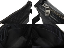 Load image into Gallery viewer, LOUIS VUITTON ルイヴィトン モノグラム エクリプス オディセ メッセンジャーPM ショルダーバッグ M44223 ブラック 美品 中古 4b009676