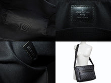 Load image into Gallery viewer, LOUIS VUITTON ルイヴィトン モノグラム エクリプス オディセ メッセンジャーPM ショルダーバッグ M44223 ブラック 美品 中古 4b009676