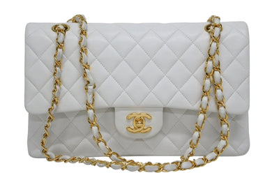 極美品 CHANEL シャネル チェーンショルダーバッグ マトラッセ25 ココマーク ラムスキン 5番台 1998年 Wフラップ ホワイト 中古 4b009684