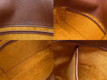 Load image into Gallery viewer, LOUIS VUITTON ルイヴィトン ミュゼットタンゴ ショルダーバック M51257 モノグラム ブラウン 美品 中古 4b009718