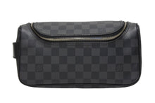 Load image into Gallery viewer, 極美品 LOUIS VUITTON ルイヴィトン ハンドポーチ トワレ ポーチ ダミエグラフィット N47625 ブラック シルバー金具 中古 4b009729