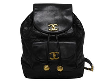 Load image into Gallery viewer, CHANEL シャネル マトラッセ チェーンリュック バックパック ココマーク 2番台 ブラック ラムスキン ゴールド金具 中古 美品 4b009733