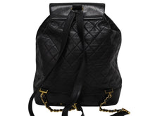 Load image into Gallery viewer, CHANEL シャネル マトラッセ チェーンリュック バックパック ココマーク 2番台 ブラック ラムスキン ゴールド金具 中古 美品 4b009733