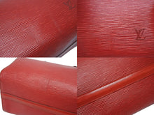 Load image into Gallery viewer, LOUIS VUITTON ルイヴィトン スピーディ25 ハンドバッグ エピレザー M43017 カスティリアンレッド 美品 中古 4b009746