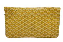 Load image into Gallery viewer, 新品同様 GOYARD ゴヤール 折りたたみクラッチバッグ サンマリー MM ヘリンボーン柄 イエロー 中古 4b009749