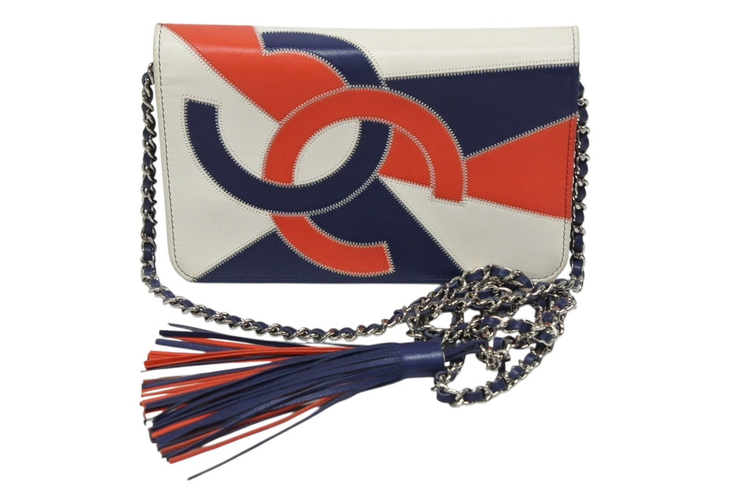 CHANEL シャネル チェーンショルダーウォレット 27番台 カーフスキン ココマーク フリンジ シルバー金具 美品 中古 4b009752