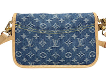 Load image into Gallery viewer, 新品未使用 LOUIS VUITTON ルイヴィトン バッグ ディアヌ ショルダーバッグ M13070 モノグラムデニム ブルー ゴールド金具 中古 4b009760