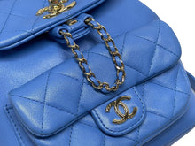 Load image into Gallery viewer, 新品同様 CHANEL シャネル マトラッセスモールバックパック リュック ランダム番台 カーフスキン ブルー シルバー金具 中古 4b009767
