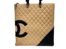 Load image into Gallery viewer, CHANEL シャネル カンボンライン フラット トートバッグ 9番台 カーフスキン ココマーク ベージュ ブラック シルバー金具 美品 中古 4b009768