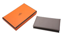 Load image into Gallery viewer, 極美品 HERMES エルメス カルヴィ カードケース コインケース G刻印 ヴォーエプソン エトゥープ 中古 4b009781