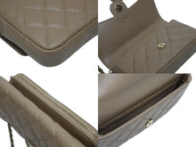 Load image into Gallery viewer, 極美品 CHANEL シャネル フラップフォンケース チェーンウォレット AP2096 ココマーク キャビアスキン ベージュ ランダム番台 中古 4b009799