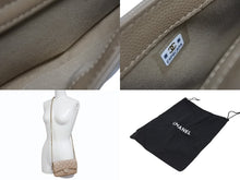 Load image into Gallery viewer, 極美品 CHANEL シャネル フラップフォンケース チェーンウォレット AP2096 ココマーク キャビアスキン ベージュ ランダム番台 中古 4b009799