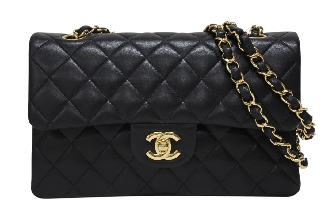 極美品 CHANEL シャネル チェーンショルダーバッグ マトラッセ23 Wフラップラップ ラムスキン ブラックゴールド 13番台 中古 4b009859