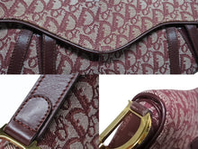 Load image into Gallery viewer, CHRISTIAN DIOR クリスチャンディオール トロッター柄 サドルバッグ ハンドバッグ キャンバス ボルドー ゴールド 美品 中古 4b009864
