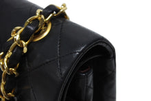 Load image into Gallery viewer, CHANEL シャネル マトラッセ25 Wフラップ Wチェーンショルダーバッグ 1番台 ラムスキン ココマーク ブラック ゴールド金具 美品 中古 4b009881