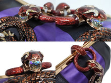 Load image into Gallery viewer, 極美品 GUCCI グッチ ワンショルダーバッグ 129457 04AW トムフォード期 レザー サテン ブラック パープル スネーク ゴールド金具 中古 4b009972
