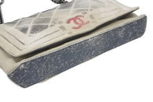 Load image into Gallery viewer, 極美品 名作 CHANEL シャネル アクト2 マトラッセ チェーンショルダーバッグ キャンバス グレー 19番台 ペンキ 中古 4b009973