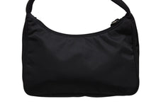 Load image into Gallery viewer, 極美品 PRADA プラダ ハンドバッグ アクセサリーポーチトライアングルロゴ ナイロン ブラック 中古 4b009979