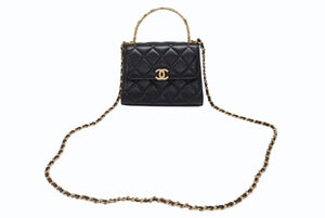 極美品 CHANEL シャネル ミニマトラッセ トップハンドルバッグ ランダム番台 AP2946 ラムスキン ココマーク ブラック ゴールド金具 中古 4b006024