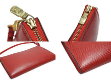 Load image into Gallery viewer, LOUIS VUITTON ルイヴィトン ポシェット アクセソワール アクセサリーポーチ エピレザー M5294E レッド ゴールド金具 美品 中古 4b008101