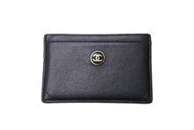 Load image into Gallery viewer, CHANEL シャネル カードケース ココマーク ココボタンライン 8番台 カーフスキン ブラック ゴールド金具 美品 中古 4c-066979