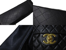 Load image into Gallery viewer, CHANEL シャネル デカマトラッセ チェーンショルダーバッグ シングルフラップ 2番台 ブラック ゴールド金具 美品 中古 4b000173