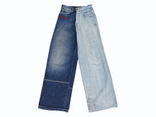 Load image into Gallery viewer, BALENCIAGA バレンシアガ 22SS JEAN 50/50 デニムパンツ ジーンズ 662758 サイズXXS 2トーン ドッキング 刺繍ロゴ 良品 中古 4c053545
