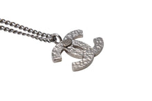 Load image into Gallery viewer, 極美品 CHANEL シャネル ココマーク ネックレス アクセサリー 04A刻印 メタル シルバー オレンジ 中古 4c055551