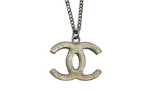 Load image into Gallery viewer, CHANEL シャネル ココマークネックレス リバーシブル 09A刻印 重量約9.8 シルバー ラインストーン ラメ メタル 美品 中古 4c063074