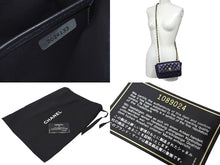 Load image into Gallery viewer, CHANEL シャネル マトラッセ19 ミニショルダーバッグ ココマーク 1番台 ラムスキン ネイビー ゴールド金具 美品 中古 4c066994