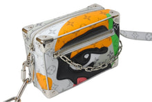 Load image into Gallery viewer, 極美品 LOUIS VUITTON ルイヴィトン ミニ ソフトトランク ショルダーバッグ M23144 マルチカラー キッドスーパー PVC レザー 中古 4c067003