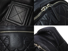 Load image into Gallery viewer, 極美品 CHANEL シャネル コココクーン リュック デイパック 21番台 イタリア製 ナイロン ブラック シルバー金具 中古 4c067006