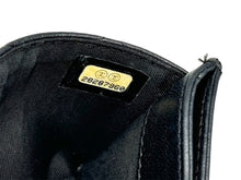 Load image into Gallery viewer, CHANEL シャネル カードケース 28番台 ココマーク キルティング ラムスキン ブラック ゴールド イタリア製 美品 中古 4c067024