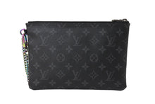 Load image into Gallery viewer, LOUIS VUITTON ルイヴィトン iPadケース M64449 タブレットケース フラグメント コラボ 藤原ヒロシ PVC レザー 美品 中古 4c067030