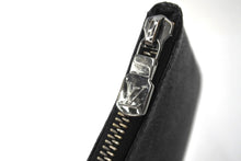 Load image into Gallery viewer, LOUIS VUITTON ルイヴィトン iPadケース M64449 タブレットケース フラグメント コラボ 藤原ヒロシ PVC レザー 美品 中古 4c067030