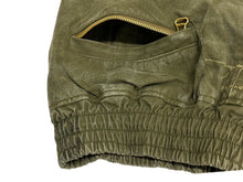 Load image into Gallery viewer, 極美品 JUST DON × READYMADE ジャストドン レディメイド バスケット ショートパンツ 激レア カーキ ゴールド コットン M 中古 4c067068