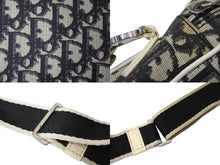 Load image into Gallery viewer, Christian Dior クリスチャンディオール トロッター柄 ショルダーバッグ ネイビー PVC シルバー金具 良品 中古 4c067092